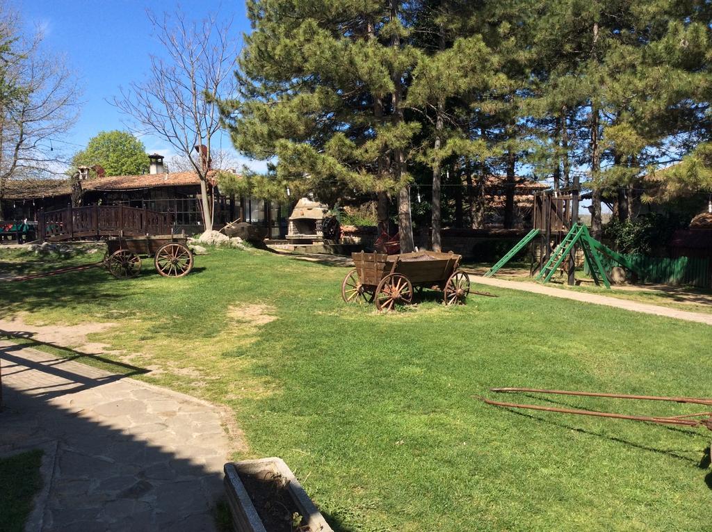 ארבאנאסי Hotel Izvora 2 מראה חיצוני תמונה