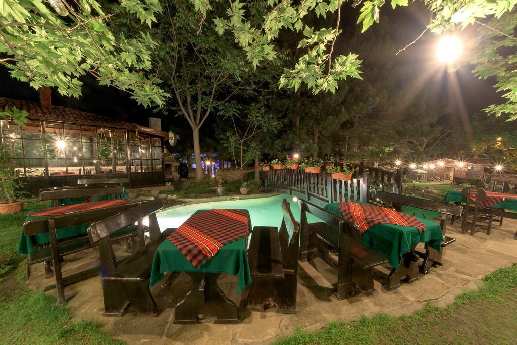 ארבאנאסי Hotel Izvora 2 מראה חיצוני תמונה