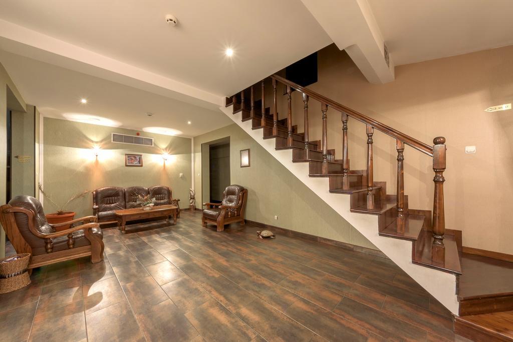ארבאנאסי Hotel Izvora 2 מראה חיצוני תמונה