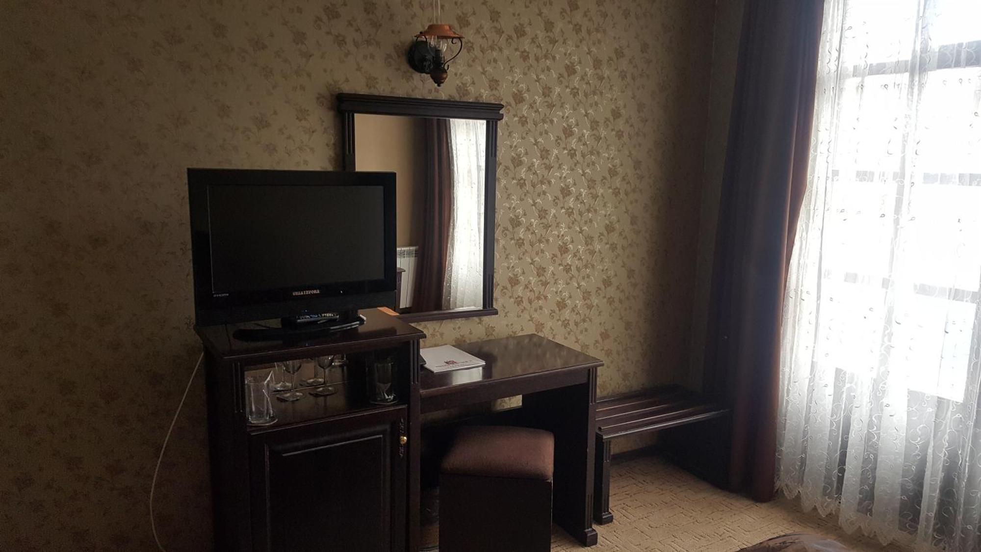 ארבאנאסי Hotel Izvora 2 מראה חיצוני תמונה