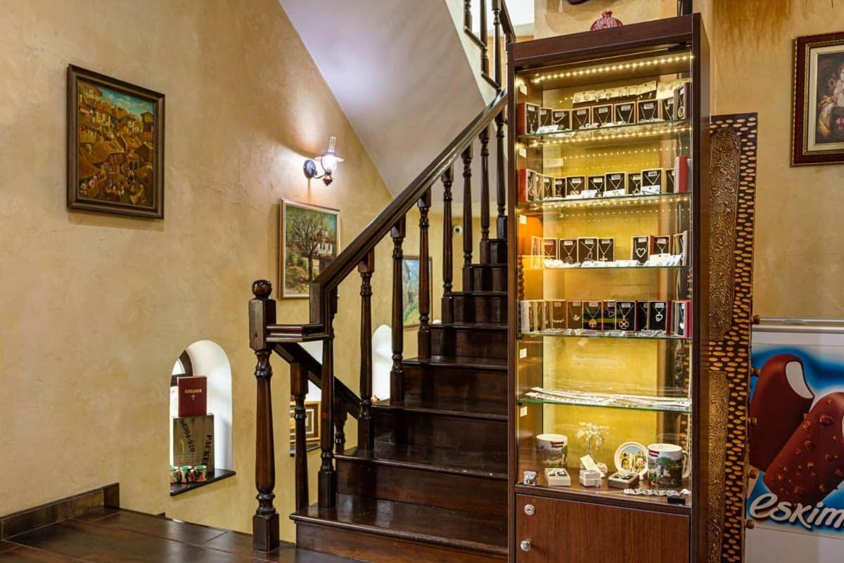 ארבאנאסי Hotel Izvora 2 מראה חיצוני תמונה