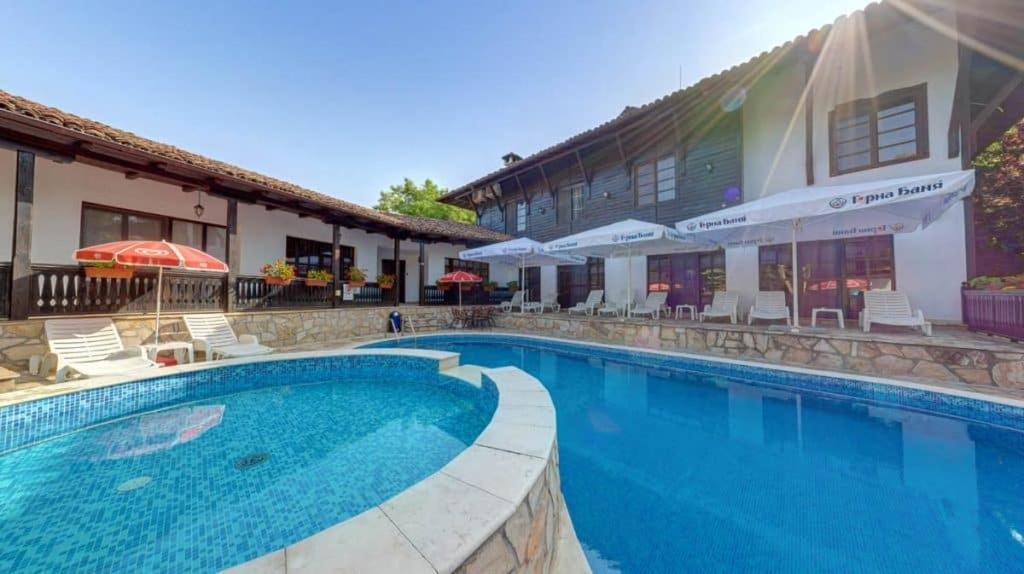ארבאנאסי Hotel Izvora 2 מראה חיצוני תמונה