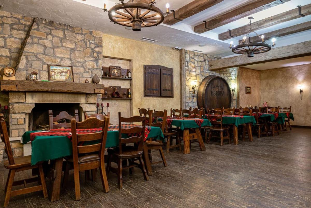 ארבאנאסי Hotel Izvora 2 מראה חיצוני תמונה