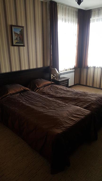 ארבאנאסי Hotel Izvora 2 מראה חיצוני תמונה